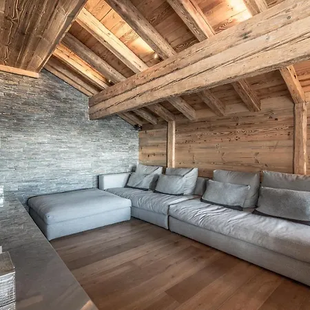 Apartment Beautiful Chalet In Val Thorens