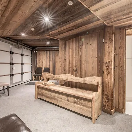 Beautiful Chalet In * Val Thorens